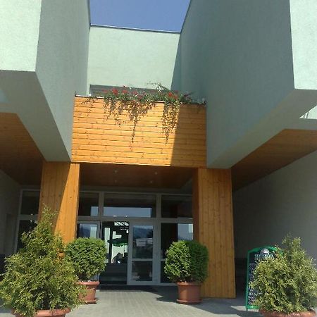 Sport Hotel Ticha Orlice Ústí nad Orlicí エクステリア 写真
